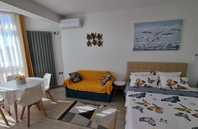 Alquiler de cómodos apartamentos de 1 habitación, 36 m², Mamaia, Constanza, Rumanía